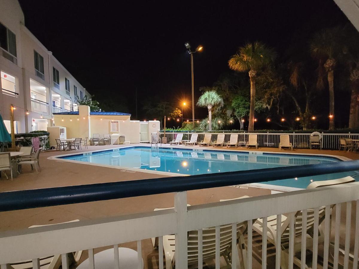 Hotel Carolina A Days Inn By Wyndham Hilton Head Island Εξωτερικό φωτογραφία