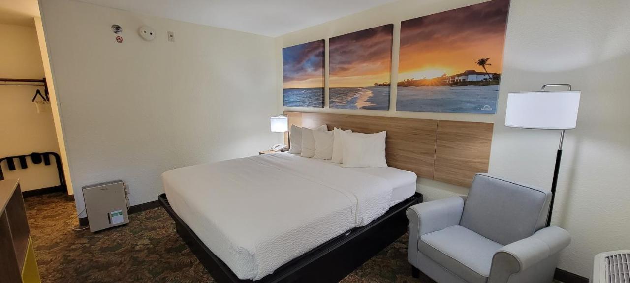 Hotel Carolina A Days Inn By Wyndham Hilton Head Island Εξωτερικό φωτογραφία