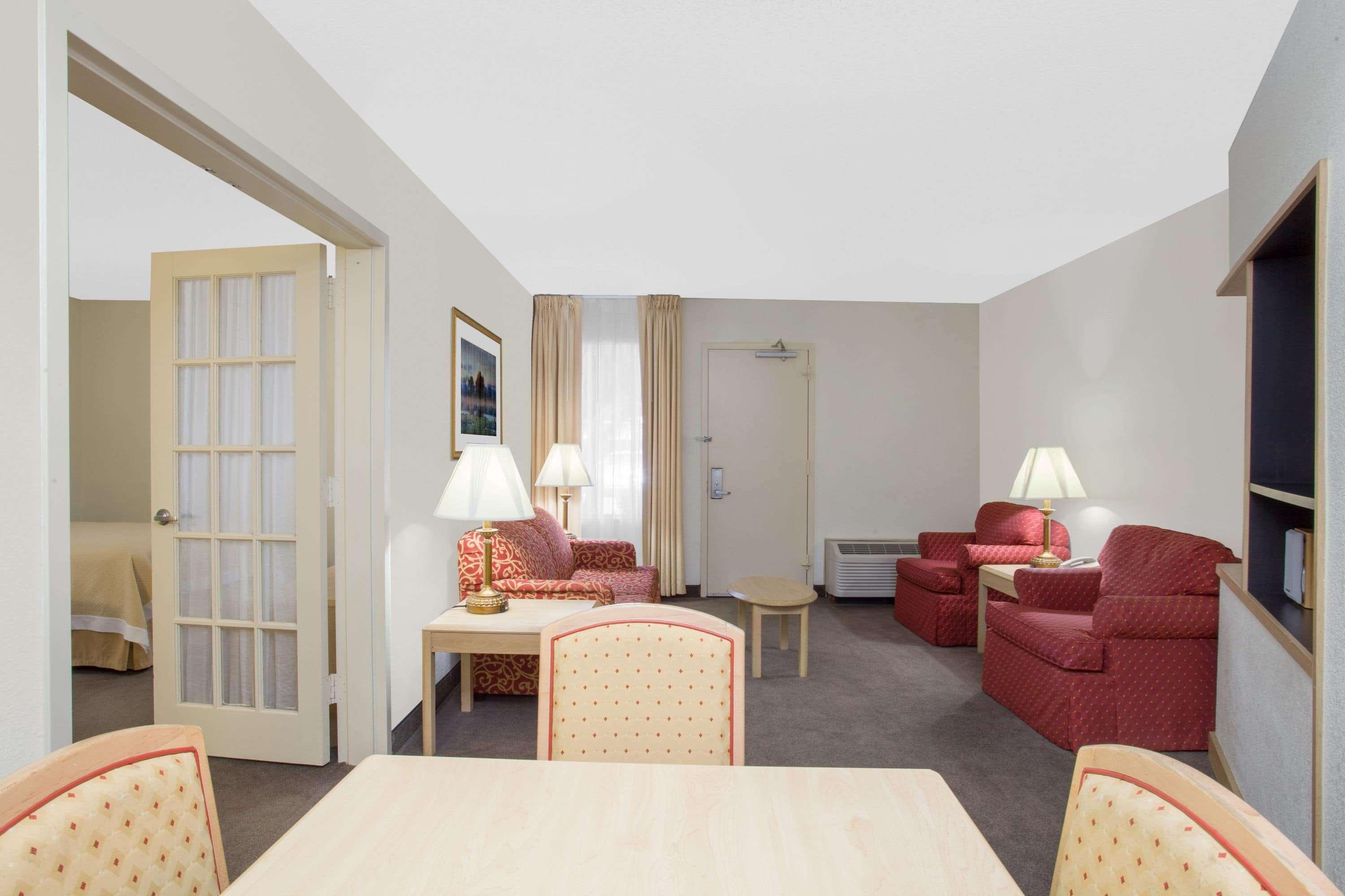 Hotel Carolina A Days Inn By Wyndham Hilton Head Island Εξωτερικό φωτογραφία