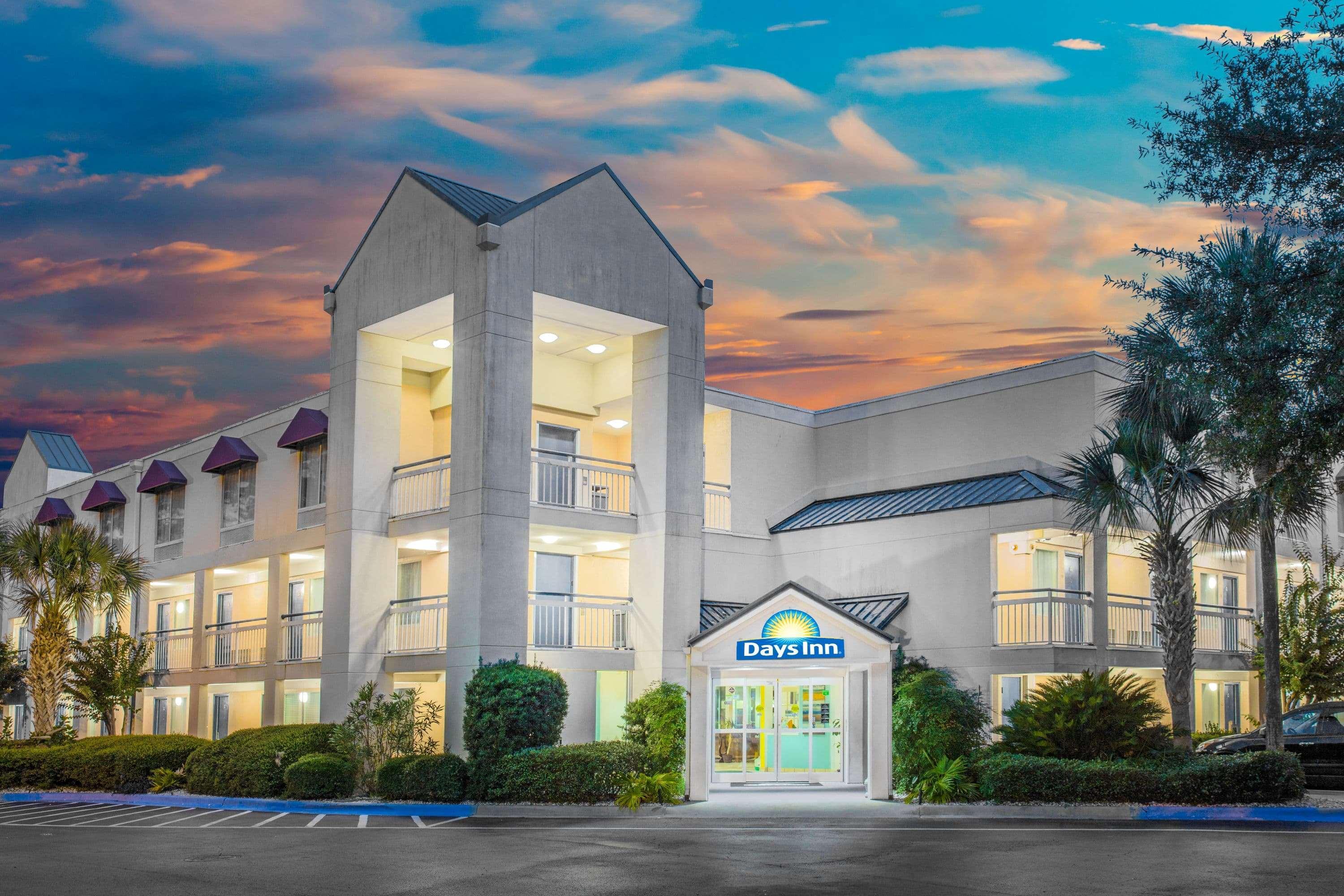 Hotel Carolina A Days Inn By Wyndham Hilton Head Island Εξωτερικό φωτογραφία
